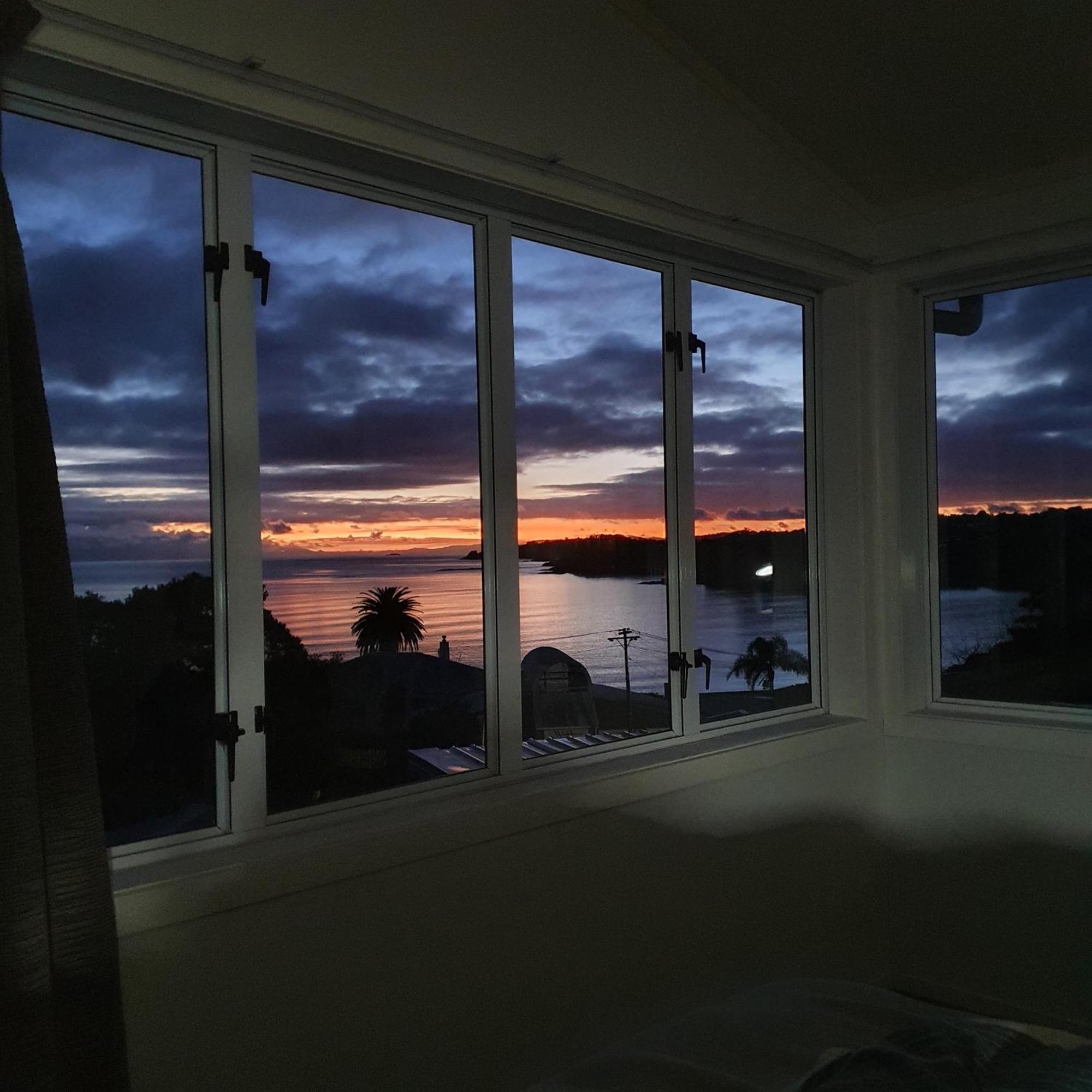 Oneroa Bay View Apartment Екстер'єр фото